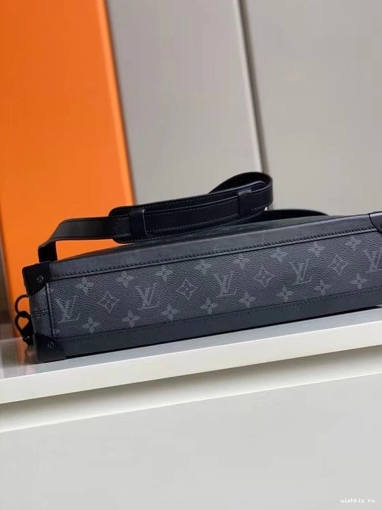 WIS SOFT TRUNK LOUIS VUITTON 1221